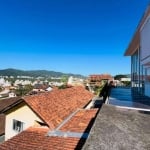 Casa com vista livre próximo a UFSC na Trindade.