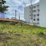 Terreno com viabilidade para construção, de frente para avenida em Capoeiras - Á venda em Florianópolis