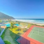 Frente mar com 4 quartos sendo 2 suítes e 2 vagas à venda na Praia Brava