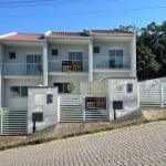 Casa/Sobrados à venda com 2 suítes em São José.