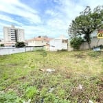 Terreno com 651m² para locação em Capoeiras.