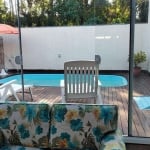 Deck com piscina, churrasqueira e 3 quartos à venda no Ribeirão da Ilha.