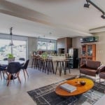 Duplex semi mobiliado, espaço gourmet com terraço privativo, 4 quartos e 3 vagas à venda na Trindade