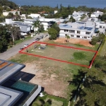 Terreno com 762m² à venda em Condomínio fechado de Alto Padrão em Cacupé.