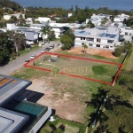 Terreno com 762m² à venda em Condomínio fechado de Alto Padrão em Cacupé.