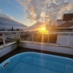 Terraço privativo com piscina e vista mar, 3 quartos e 2 vagas à venda nos Ingleses.