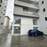 Loja comercial com 6 vagas e 150m². - Locação em Florianópolis.