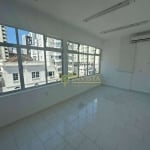 Sala comercial para locação no Centro de Florianópolis.