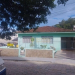 Terreno de 573m² com duas casas! À venda na Trindade, próximo à UFSC