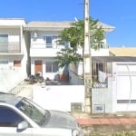 Sobrado com 64m² privativos, 2 quartos e 1 vaga de garagem - À venda no bairro Aririu, Palhoça.