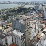 Sala comercial com 64m² - À venda no Centro de Florianópolis.