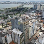 Sala comercial com 64m² - À venda no Centro de Florianópolis.