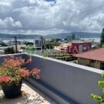 Terraço com vista mar e churrasqueira, piscina, semi mobiliado e 5 quartos à venda em Coqueiros.