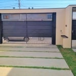 Casa à venda em Indaiatuba-SP, no Parque Residencial Sabiás: 2 quartos, 1 suíte, 2 salas, 2 banheiros, 2 vagas de garagem. Aproveite!