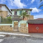 Horto, Sobrado, 4 dormitórios, 2 suítes, 6 vagas, piscina e churrasqueira, 322 metros construído.