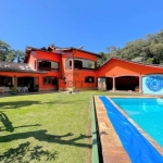 Serra da Cantareira, sobrado condomínio fechado, 6 dormitórios , 5 suítes piscina e churrasqueira.