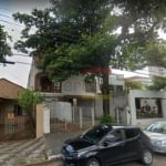 Casa com destino comercial, proximo Braz Leme