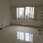 Apartamento 42m²   a 50 mts do metrô liberdade,