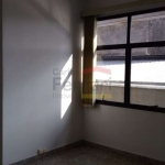 Sala comercial para locação na Água Fria.