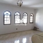 CASA COMERCIAL COM 250 M² COM 4 VAGAS DE GARAGEM