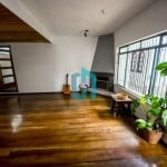 Casa com 3 quartos para alugar na Rua Casimiro de Abreu, 633, Vila Congonhas, São Paulo