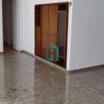 Apartamento com 3 quartos para alugar na Avenida Lavandisca, 538, Moema, São Paulo