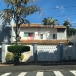 Casa na Vila Georgina - Indaiatuba - com 330m², 3 suítes, 3 salas e 4 vagas!