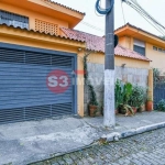 Casa na Vila Mariana para venda com 4 quartos (4 suítes) , 290m² e 2 vagas de garagem.