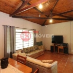 Casa tipo para venda com 4 quartos, 288m²