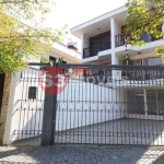 Sobrado para venda com 4 quartos, 250m²