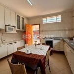 Casa tipo para venda com 3 quartos, 178m²