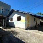 2 Casas em Terreno de 430M² -Tapera da Base em  Florianópolis Santa Catarina