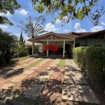 Casa para Venda em Cotia, Granja Viana, 3 dormitórios, 1 suíte, 3 banheiros, 4 vagas