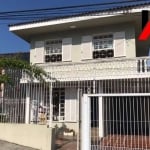 Casa a venda de 4 dormitórios no Centro de Florianópolis