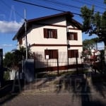 Casa com 3 quartos à venda na Rua Coelho Neto, 606, Petrópolis, Caxias do Sul