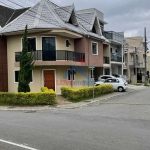 Sobrado à venda no bairro Pinheirinho - Curitiba/PR