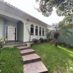 Casa para Venda em Maringá, Zona 05, 3 dormitórios, 3 suítes, 4 banheiros, 6 vagas