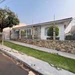 Casa para Venda em Maringá, Jardim Oásis, 3 dormitórios, 1 suíte, 3 banheiros, 6 vagas