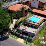 Casa à venda , Serra Negra -SP. Casa com 4 suítes (1 máster ),Sala de cinema/boate. Academia , Salão de jogos,  Sauna ,piscina ,quadra,  Área gourmet