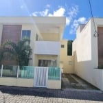 Casa com 4 suítes à venda,  600 metros da Praia de Buraquinho,140 m² por R$ 780.000 - Buraquinho - Lauro de Freitas/BA