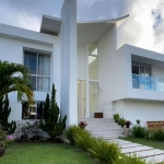 Esta casa em Alphaville Salvador 1, é a personificação do luxo e requinte que você procura.