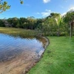 Oportunidade ! Lote Beira lago , cercado de muito verde, Lagoa Aruá - Praia do Forte/BA