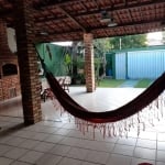 Linda casa duplex com seis quartos confortável e bem localizada