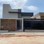 Linda casa residencial nova no bairro Set Valley III, recém construída, casa caixote, dising moderno e acabamento diferenciado.