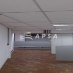 SALA COMERCIAL, UMA COM 96M², DOIS BANHEIROS E UMA COPA, PORTARIA 24 HORAS, ROLETA ELETRÔNICA E SEIS