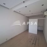 SALA COMERCIAL LOCALIZADA NO CENTRO DO RIO DE JANEIRO, 33M², PRÓXIMO AO METRÔ DA CARIOCA, POSSUI REC