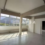 LINDO APARTAMENTO COM VISTA LAGOA E CRISTO. TODO REFORMADO, MODERNIZADO. SALÃO, SALETA, 3 DORMITÓRIO