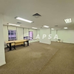 SALA COMERCIAL AMPLA DE 160M² LOCALIZADA NO CENTRO DO RIO DE JANEIRO, OFERECENDO UMA EXCELENTE INFRA