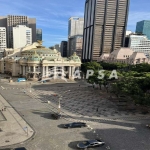 LOCALIZADA EM UM DOS PRÉDIOS MAIS ICÔNICOS DO RIO DE JANEIRO, ESTA SALA COMERCIAL É MUITO MAIS DO QU