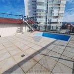 Cobertura com piscina na Enseada